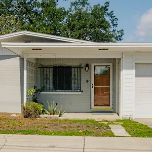 https://cozy-3bdr-home-in-the-heart-of-tampa.hotelstampa.org